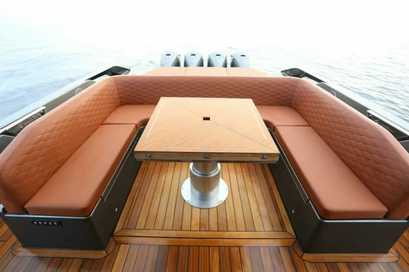 Slide: The Image of Capelli Stradivari 52 2026 - 5166649