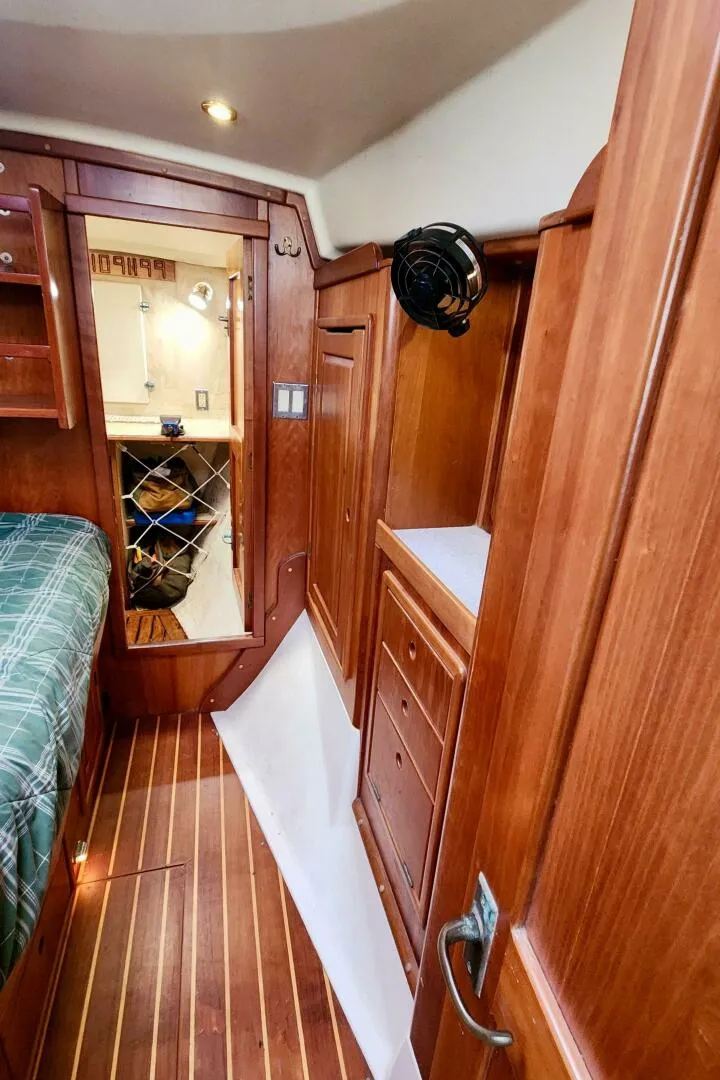 Slide: The Image of Saga 43 2000 - 5190834