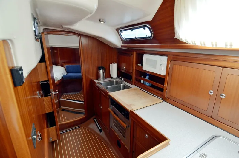 Slide: The Image of Bavaria 47 Ocean 2001 - 5191436