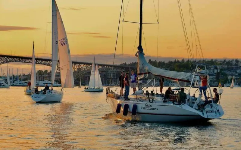 Slide: The Image of Farr 50 1985 - 5191985