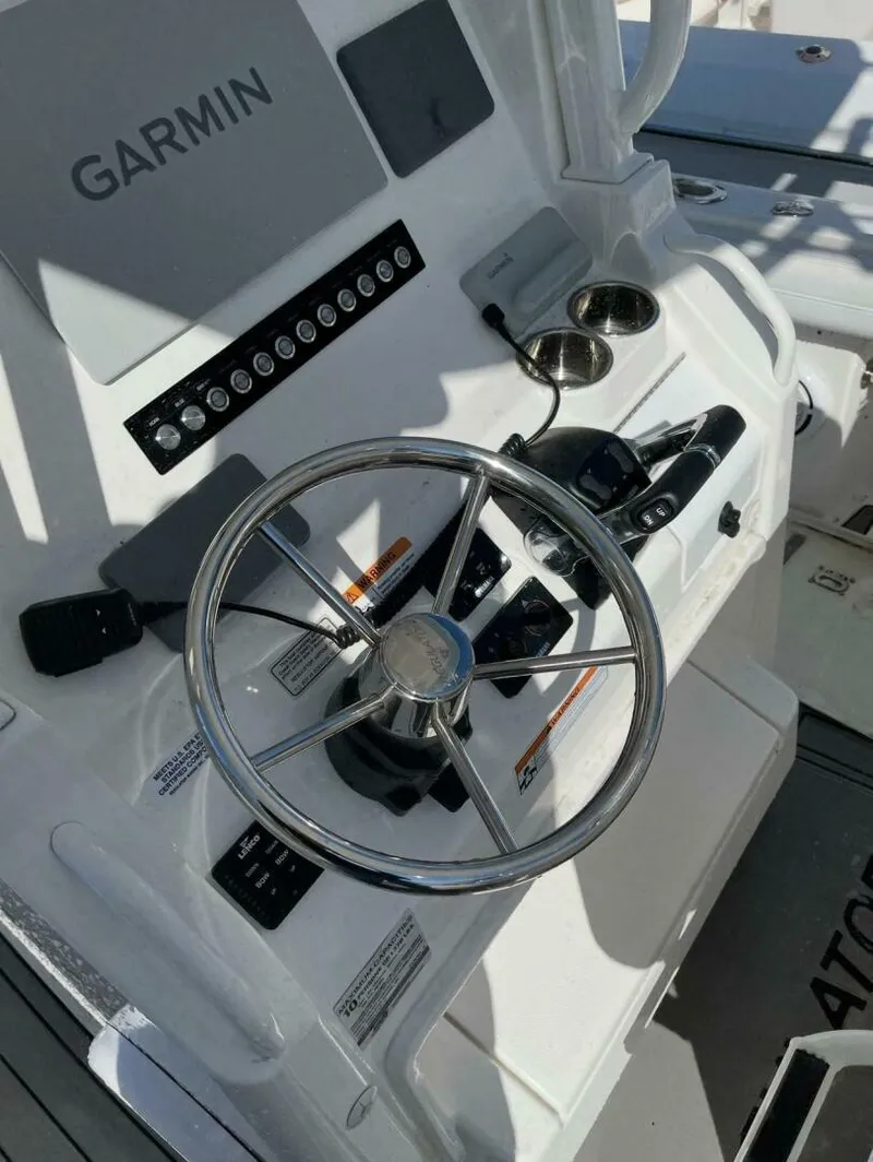 Slide: The Image of Regulator Marine 23'CC 2020 - 5167714