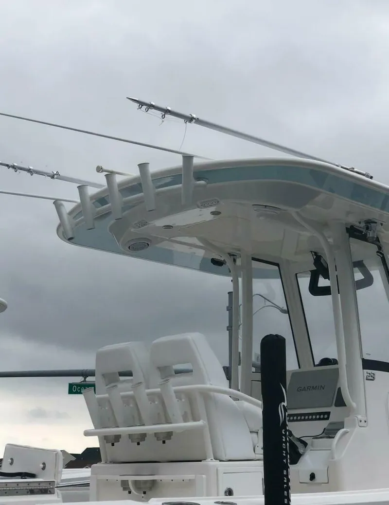 Slide: The Image of Regulator Marine 23'CC 2020 - 5167715