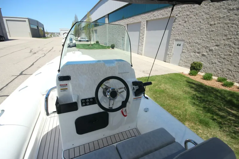 Slide: The Image of Zodiac Medline 6.8 NEO 2025 - 5294204