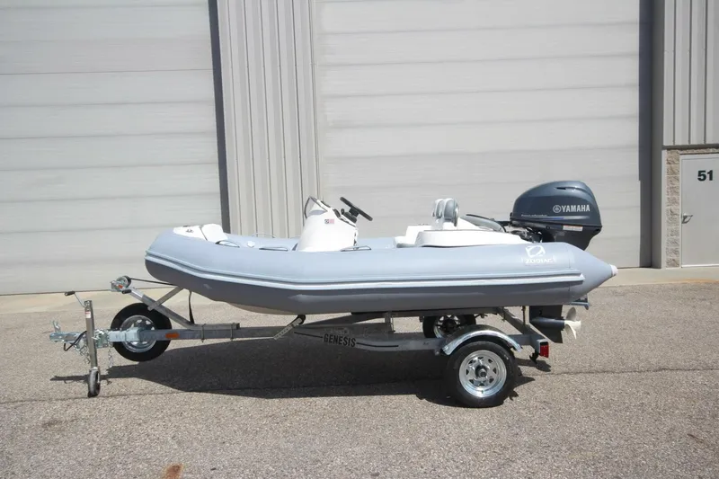 The Image of Zodiac Yachtline 360 Deluxe PVC 2025 - 5168026