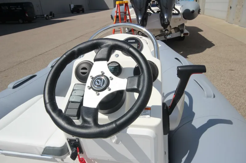 Slide: The Image of Zodiac Yachtline 360 Deluxe PVC 2025 - 5168036