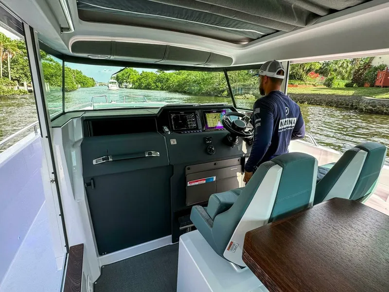 Slide: The Image of Axopar 37XC CROSS CABIN 2024 - 5284356