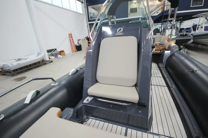 Slide: The Image of Zodiac Medline 6.8 NEO 2024 - 5169045