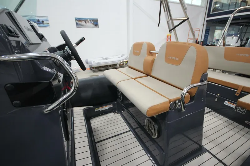 Slide: The Image of Zodiac Medline 6.8 NEO 2024 - 5169048