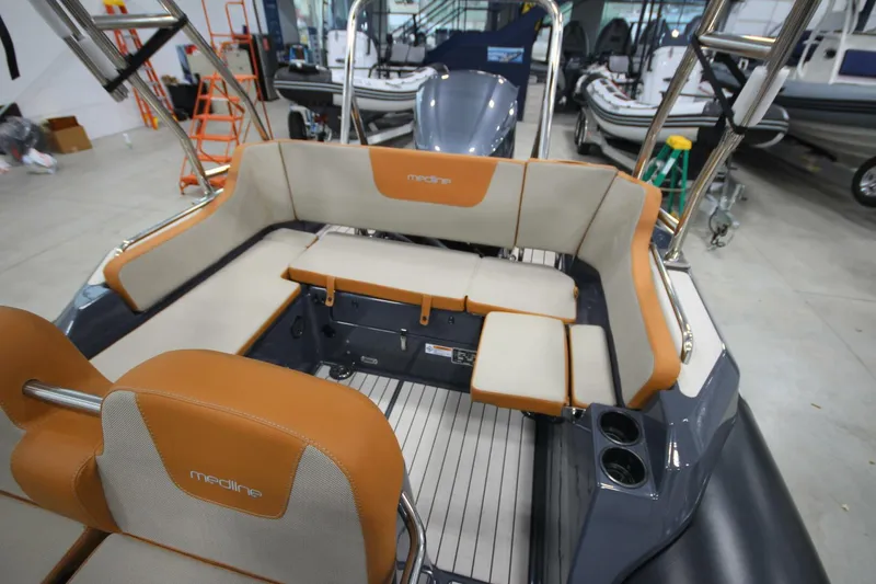 Slide: The Image of Zodiac Medline 6.8 NEO 2024 - 5169055