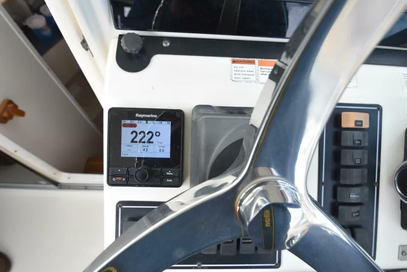 Slide: The Image of Pursuit 3070 Offshore Express 2005 - 5170739