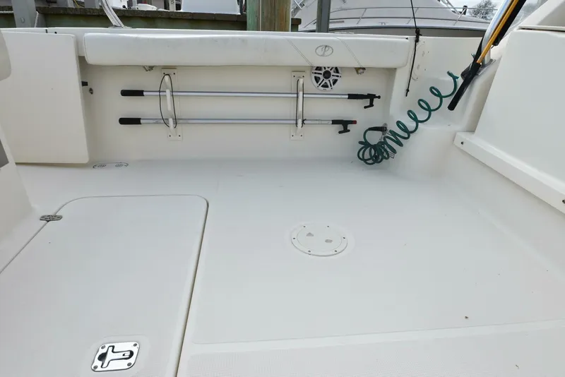 Slide: The Image of Pursuit 3070 Offshore Express 2005 - 5170705