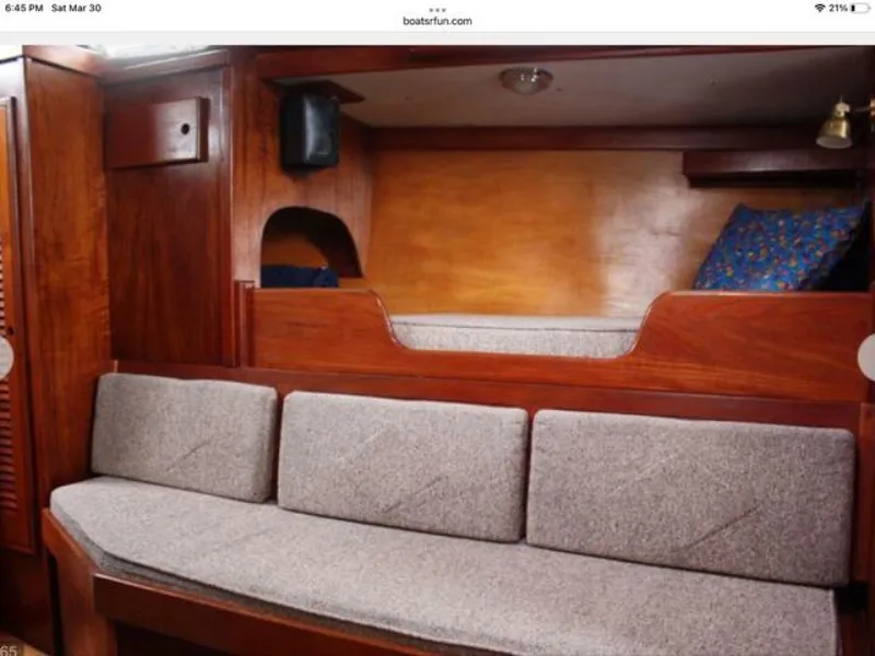 Slide: The Image of Tartan 37 1979 - 5177355