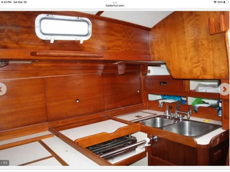 Slide: The Image of Tartan 37 1979 - 5177348