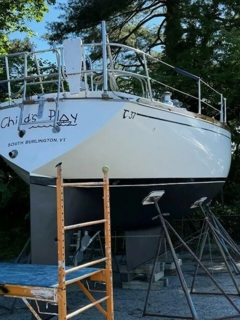 Slide: The Image of Tartan 37 1979 - 5177349