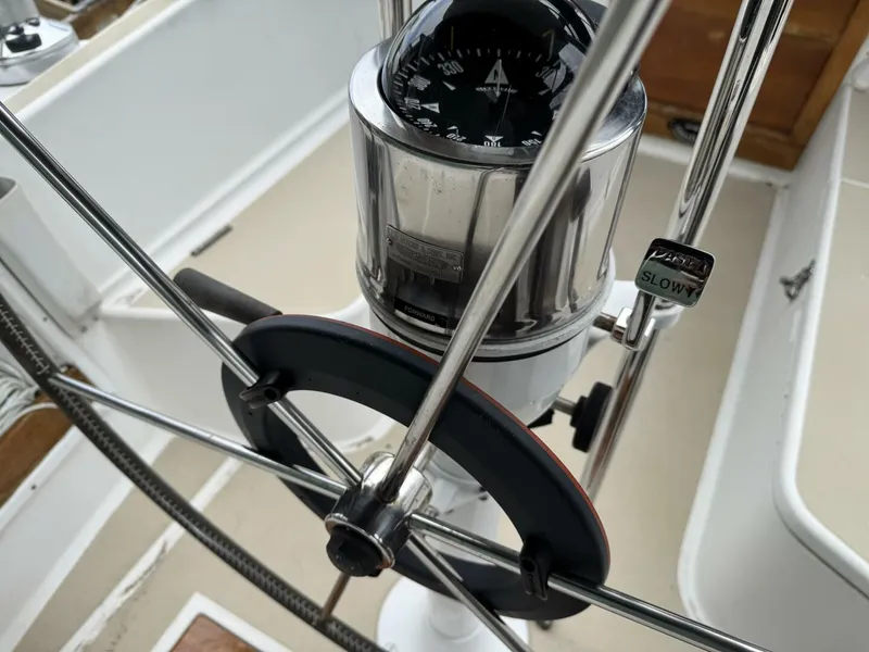 Slide: The Image of Tartan 37 1979 - 5189813