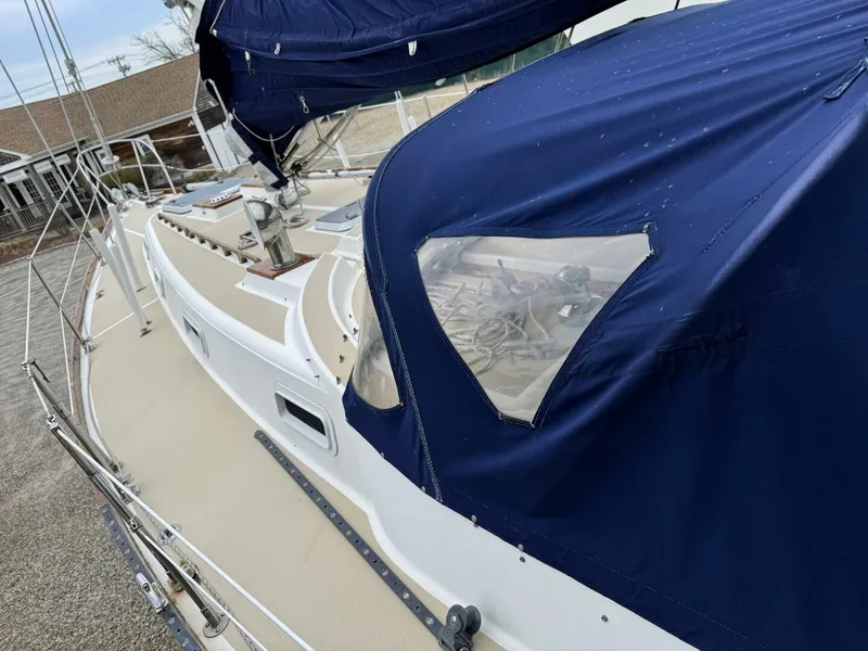 Slide: The Image of Tartan 37 1979 - 5189825