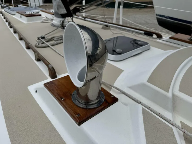 Slide: The Image of Tartan 37 1979 - 5189827