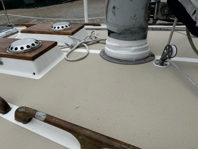 Slide: The Image of Tartan 37 1979 - 5189829