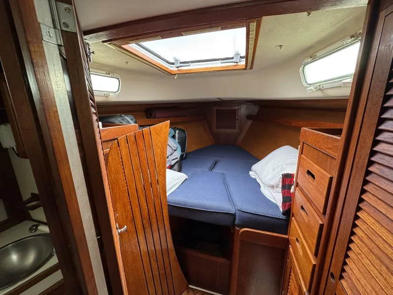 Slide: The Image of Tartan 37 1979 - 5189853