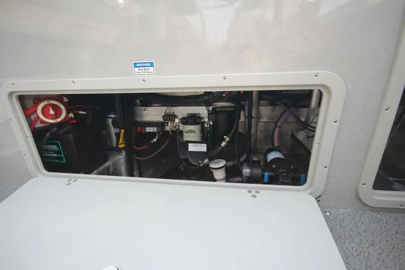 Slide: The Image of Weldcraft 210 Revolution Partial Hardtop 2023 - 5172328