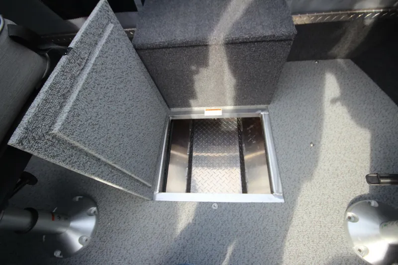 Slide: The Image of Weldcraft 210 Revolution Partial Hardtop 2023 - 5172337