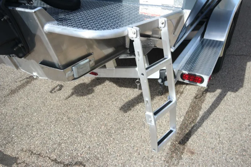 Slide: The Image of Weldcraft 210 Revolution Partial Hardtop 2023 - 5172324