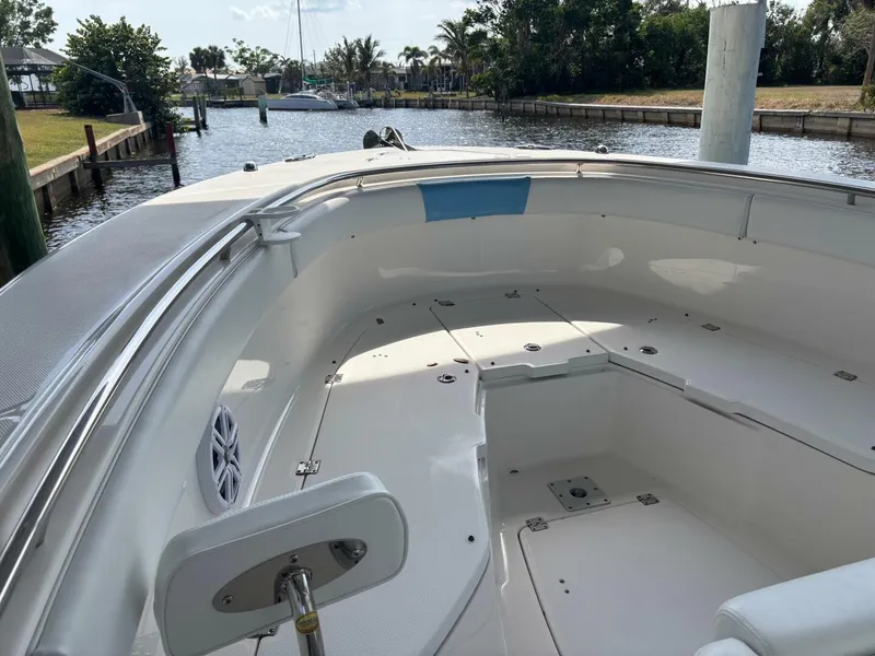 Slide: The Image of Robalo S300 2015 - 5180537