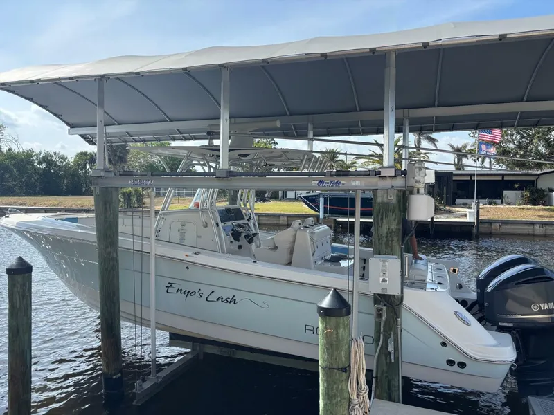 Slide: The Image of Robalo S300 2015 - 5180542