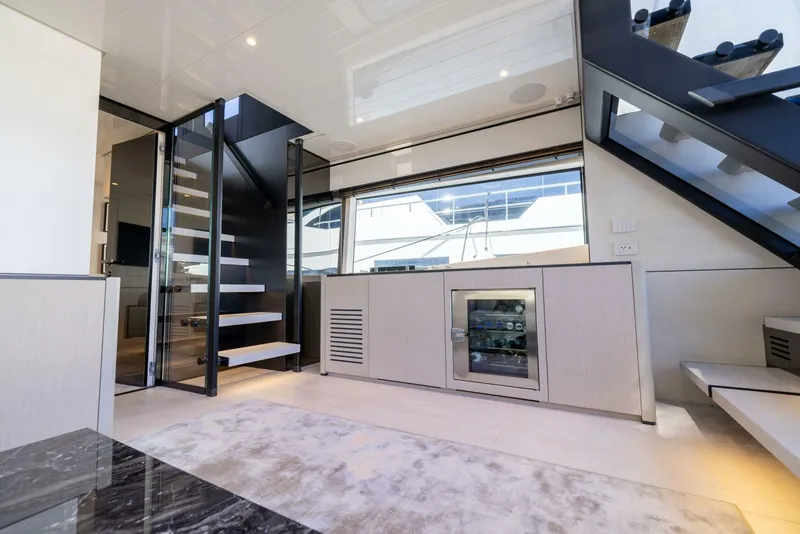 Slide: The Image of Salon - 5173945