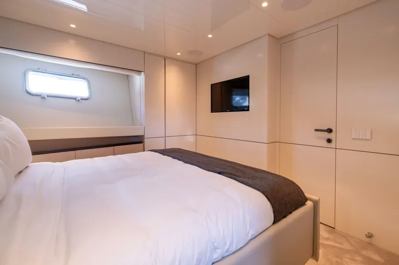 Slide: The Image of Cabin - 5173920