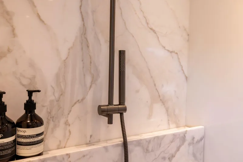 Slide: The Image of Head - 5173940