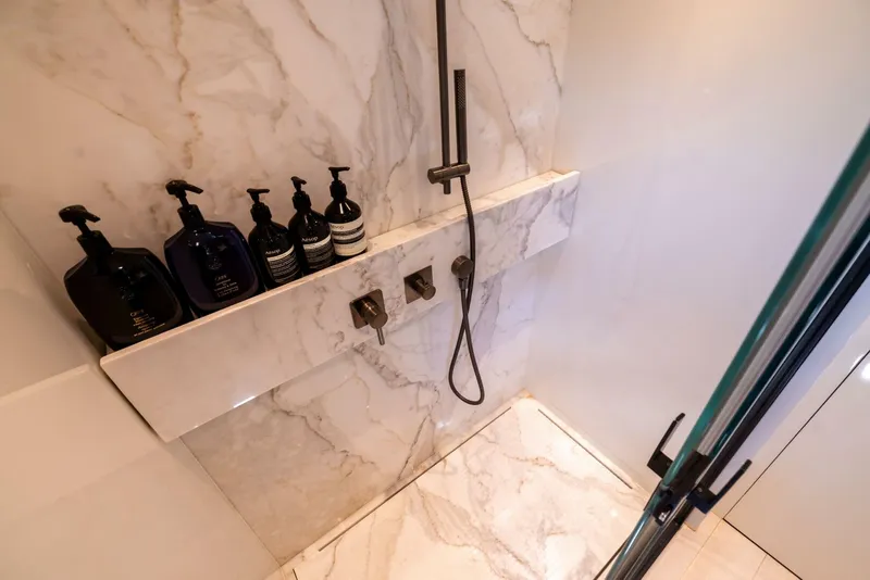 Slide: The Image of Head - 5173941