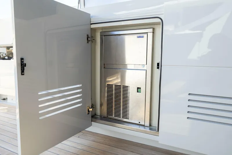 Slide: The Image of Refrigerator - 5173960