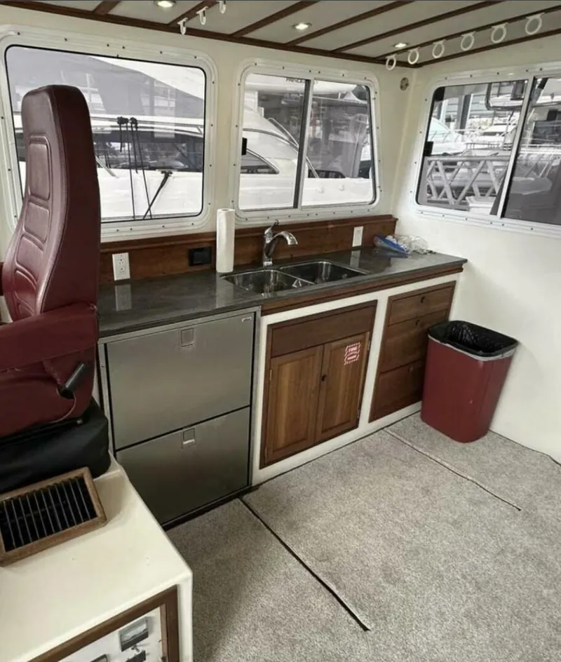 Slide: The Image of Young Brothers 45 2016 - 5173111