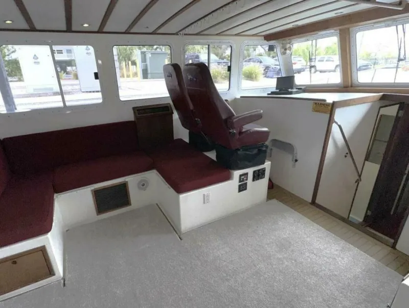 Slide: The Image of Young Brothers 45 2016 - 5173104