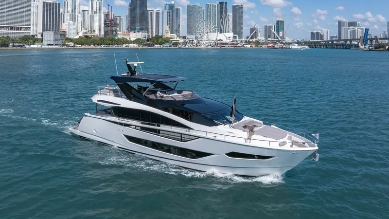 Slide: The Image of Sunseeker 88 - 5173265