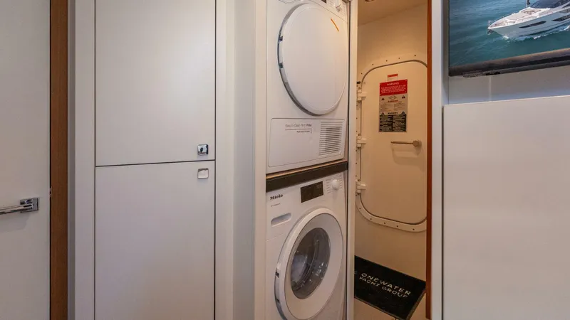 Slide: The Image of Sunseeker 88 - 5173858