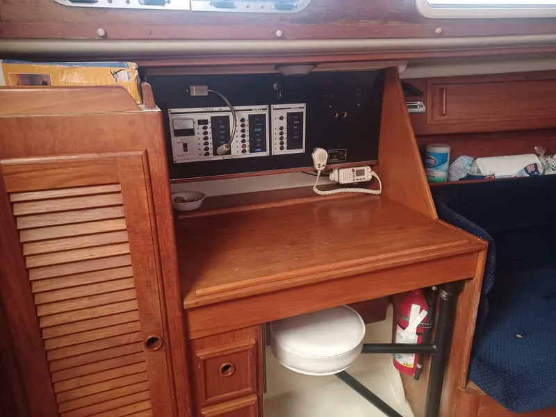 Slide: The Image of Pearson 36-2 Sloop 1987 - 5173687