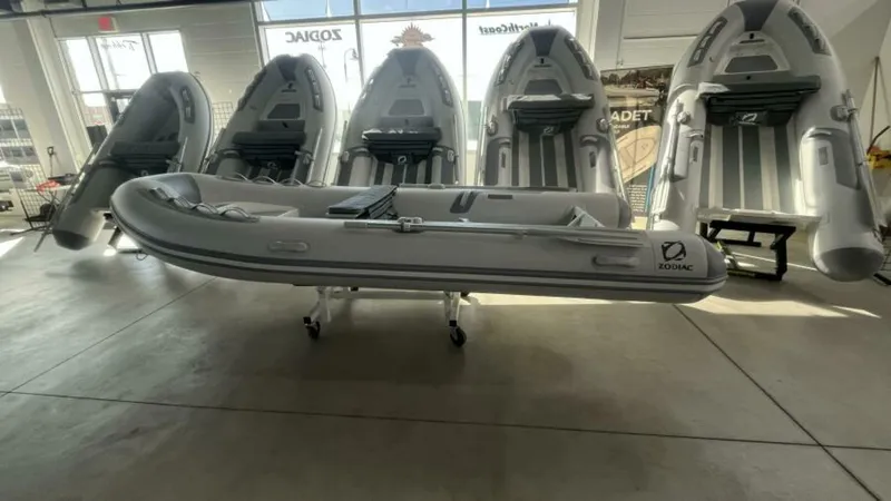 The Image of Zodiac Cadet 390 DL RIB ALU PVC 2023 - 5173507