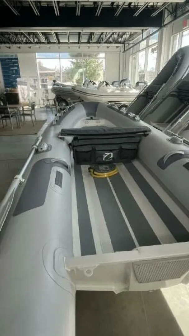 Slide: The Image of Zodiac Cadet 390 DL RIB ALU PVC 2023 - 5173510