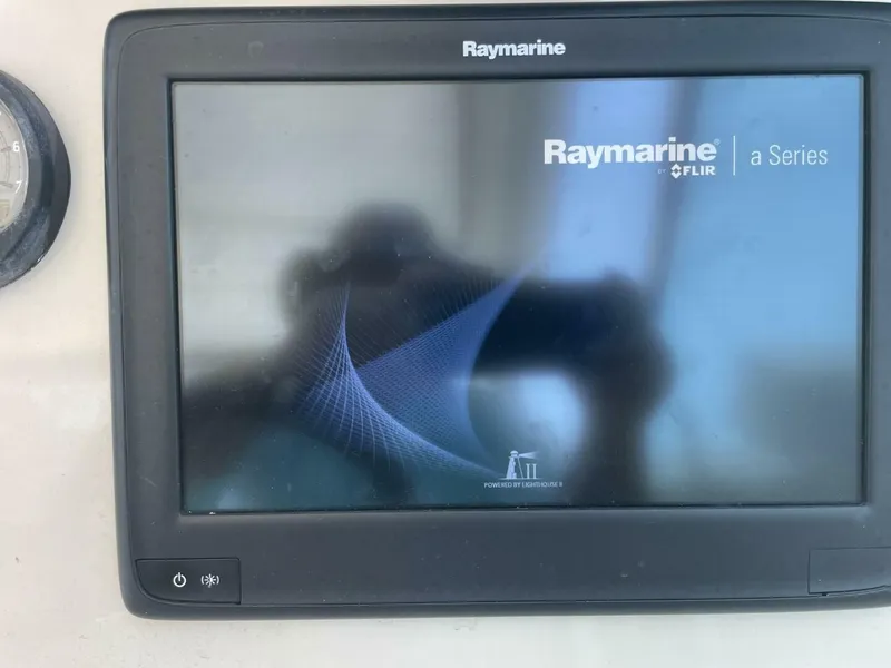 Slide: The Image of Boston Whaler 270 Vantage 2016 - 5174116