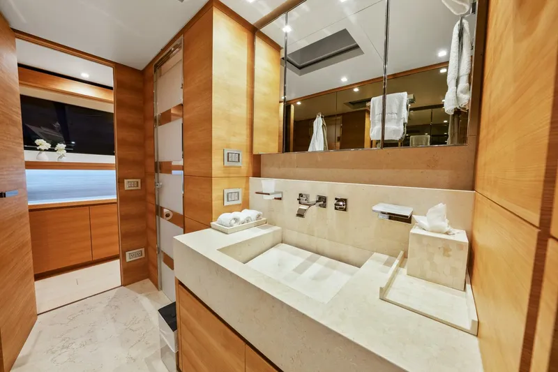 Slide: The Image of Sanlorenzo SD92 - 5174874