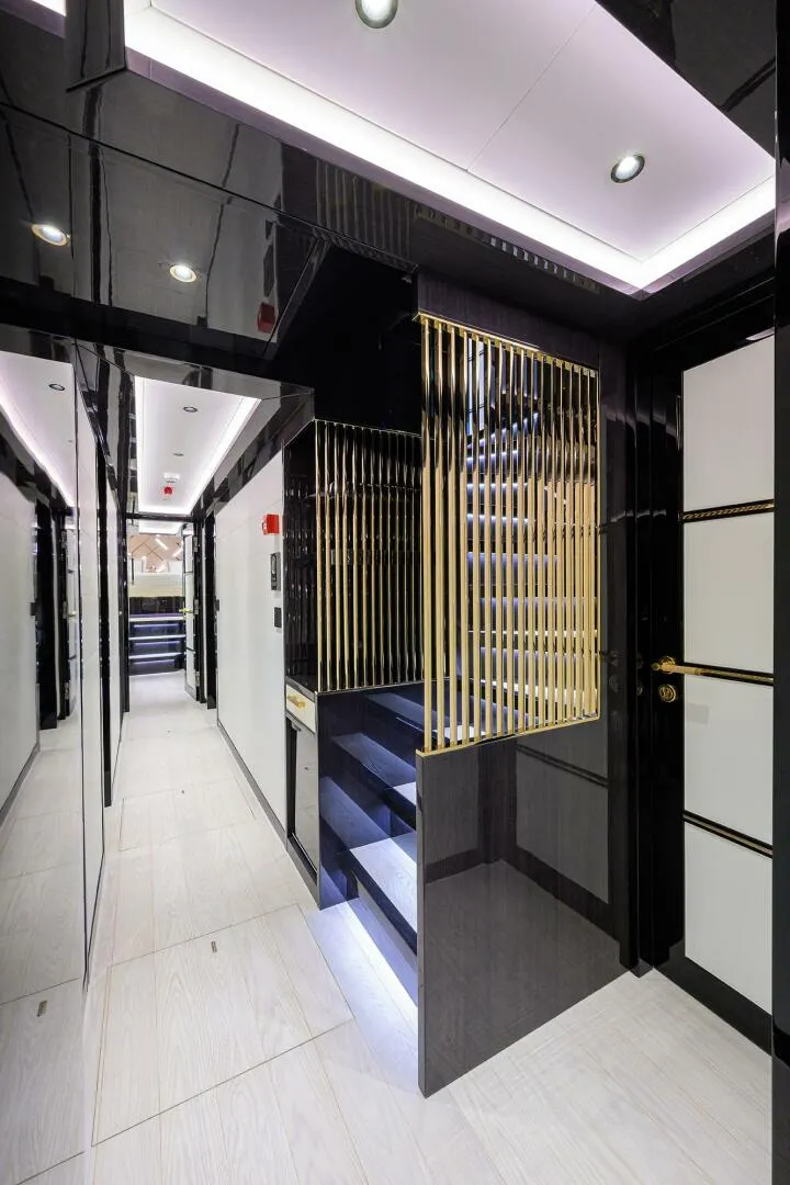 Slide: The Image of Sirena 88 - 5175173