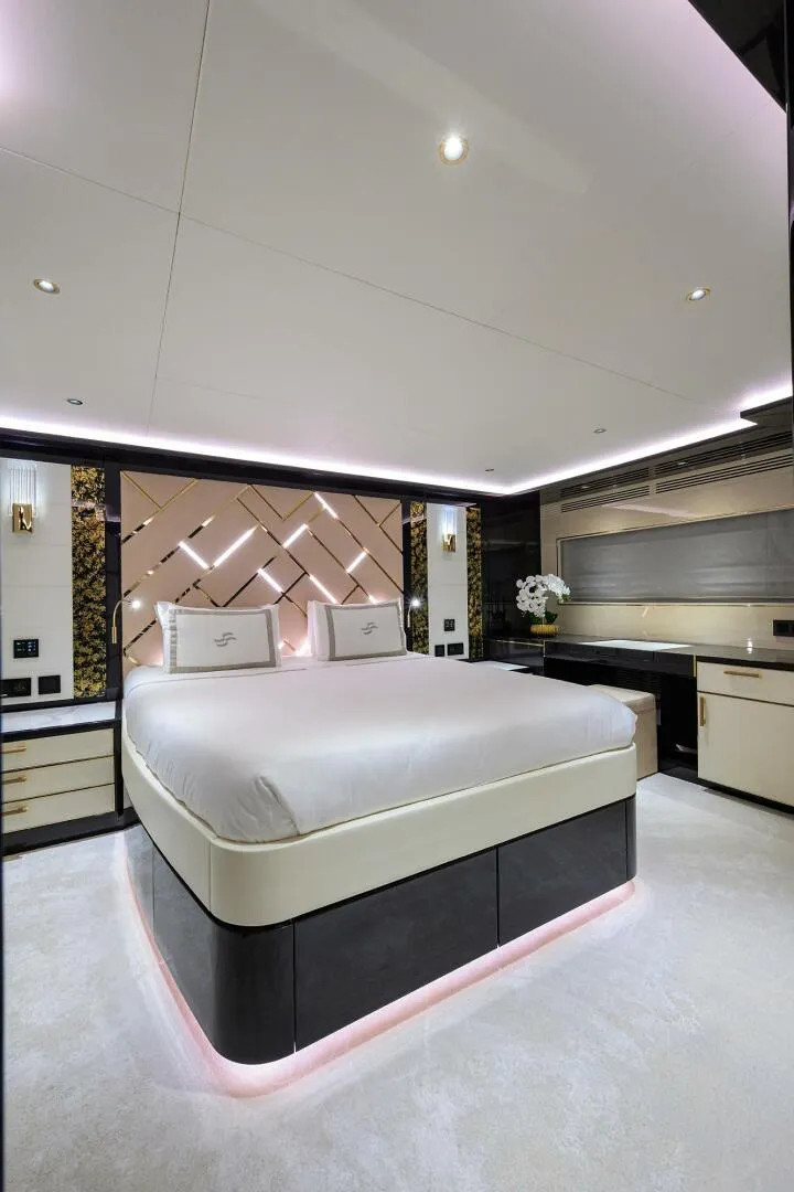 Slide: The Image of Sirena 88 - 5175232