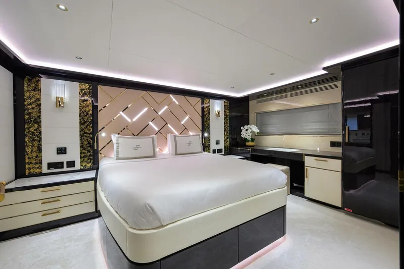 Slide: The Image of Sirena 88 - 5175233