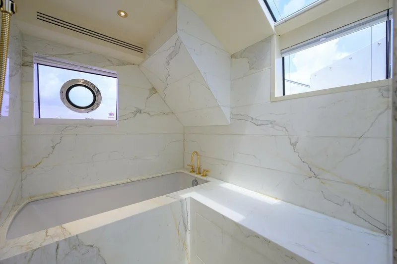 Slide: The Image of Sirena 88 - 5175264