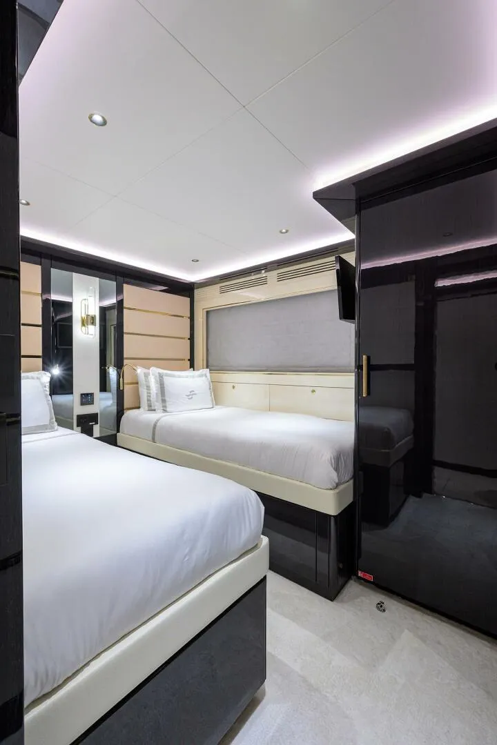 Slide: The Image of Sirena 88 - 5175268