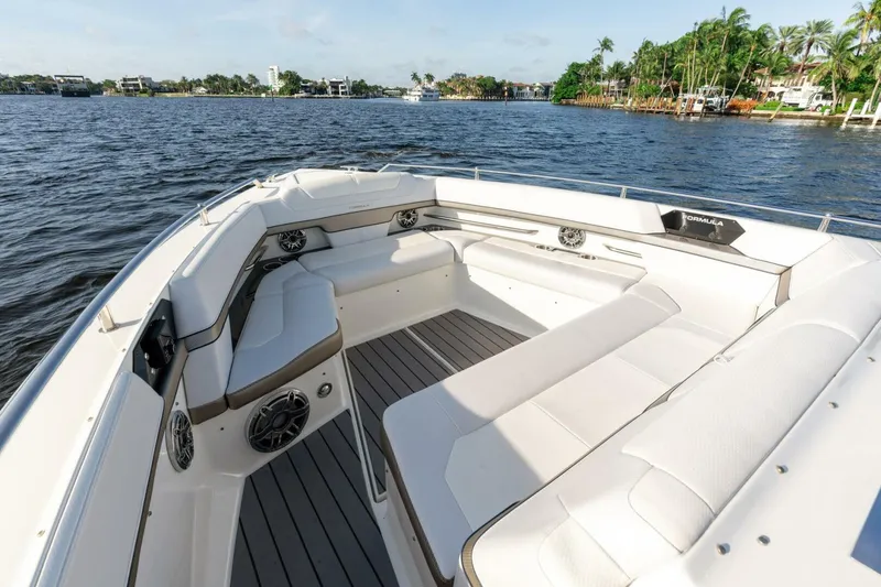 Slide: The Image of Formula 430 Super Sport Crossover 2021 - 5180608