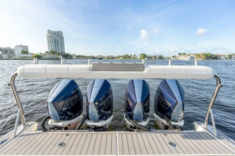 Slide: The Image of Formula 430 Super Sport Crossover 2021 - 5180614