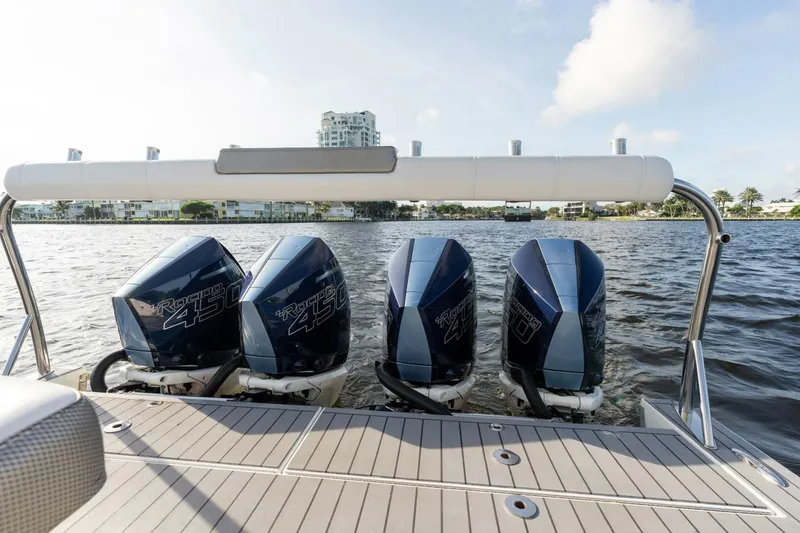 Slide: The Image of Formula 430 Super Sport Crossover 2021 - 5180626